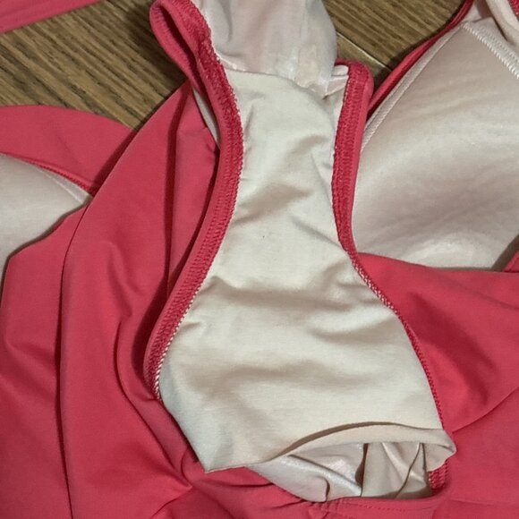 Land's End Womens 1 Piece Swimsuit Coral V Neck Ruffle Built In Bra Sz 16 - Picture 8 of 11